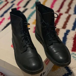 clarks mali boot black